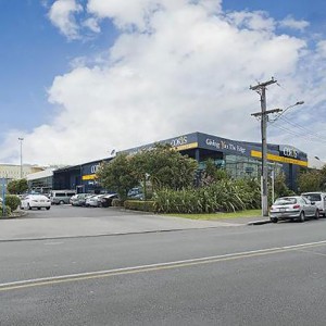 RESIZED-51-63-Normanby-Rd-08-1